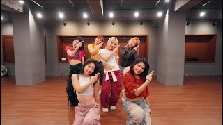 Download Lagu Weeekly - Classic 안무가 시안영상 (NAIN choreography) MP3