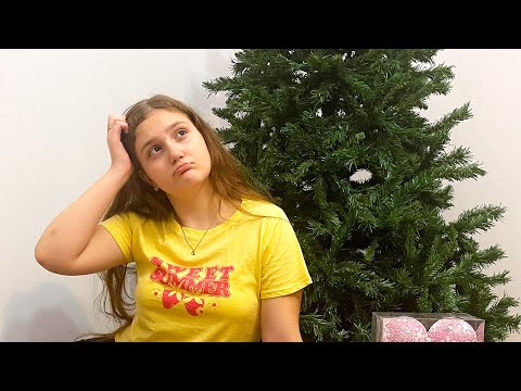 Ce globulete va alege Betty anul acesta? 🎄🎁