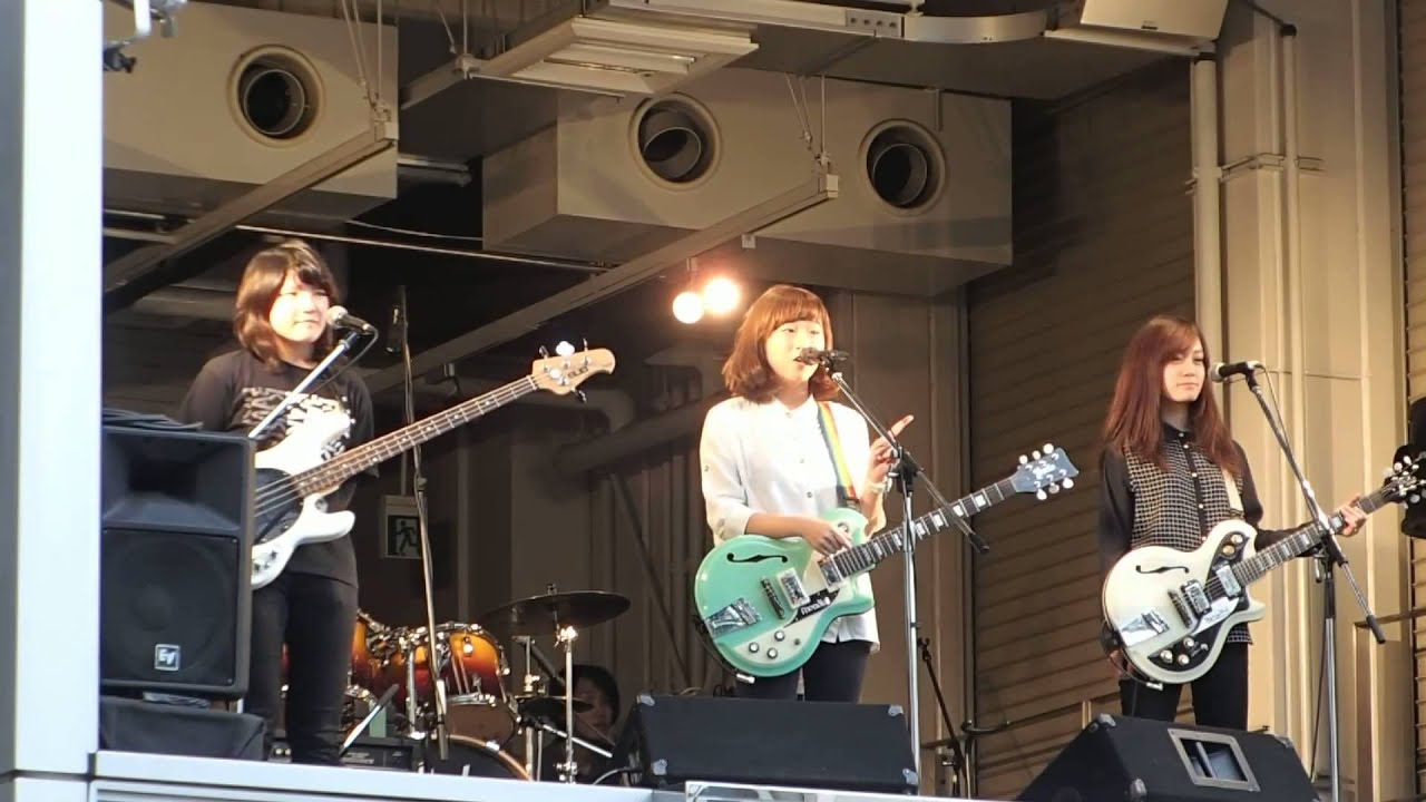 ガールズロックバンド革命 @ アメリカ村三角公園 リビアライズ 2015/10