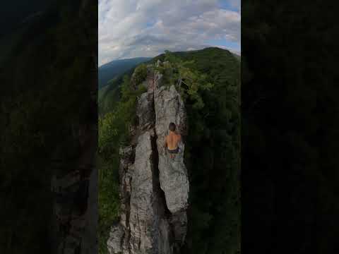 Video: Odkrijte Majestic Seneca Rocks, Zahodna Virginija