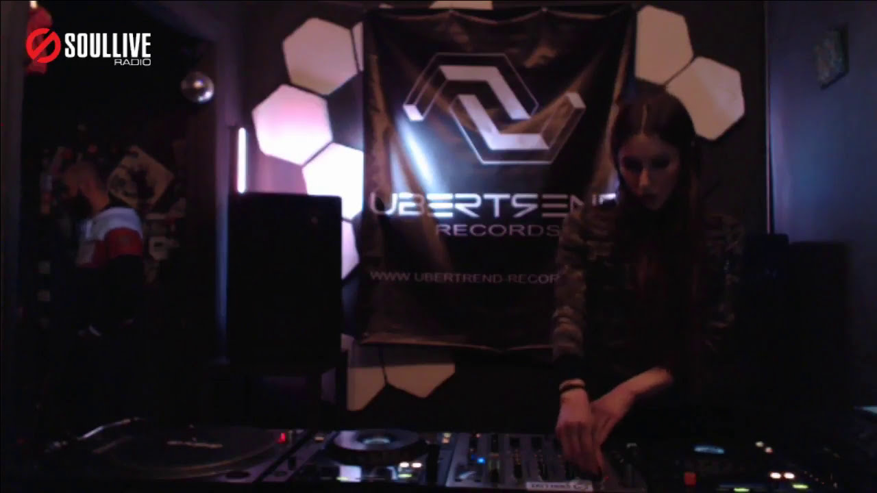 Wiki Adler Dj Set @ Ubertrend Showcase / Guest Mix
