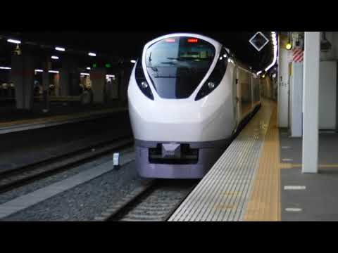 JR線品川駅9番線ホームに停車中の、常磐線特急ひたち23号いわき行きの電車！発車の際の音楽と発車ベル音あり！発車！