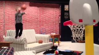 Levi's trick shot