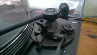 National Technics SL-2000 turntable 1977