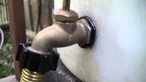 How to make your own rain barrel