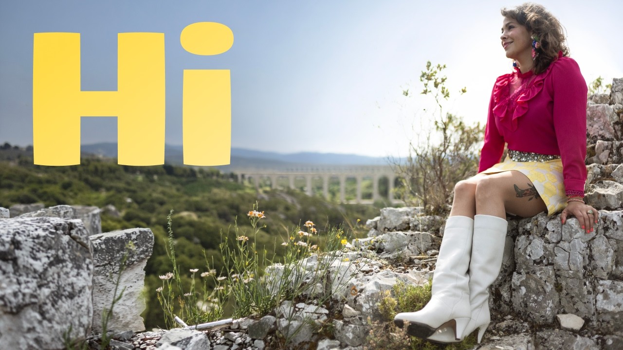 Watch Fidi Steinbeck - Hi (official video) on YouTube Watch Fidi Steinbeck - Hi (official video) on YouTube