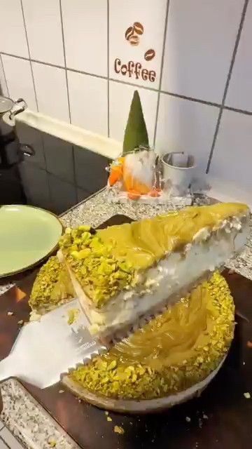 Нежный фисташковый чизкейк 🍰 Zarter Pistazien-Käsekuchen - YouTube Нежный фисташковый чизкейк 🍰 Zarter Pistazien-Käsekuchen - YouTube