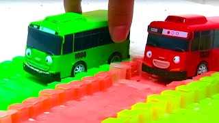 learn colors with colorful buses for kids العاب سيارات حافلة للاطفال الصغار