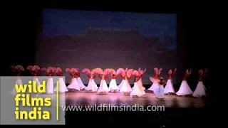 Korean Fan dance:  Popular and well-known dance from Asia