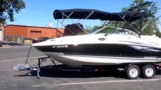 2004 Monterey 233 Explorer Deck Boat