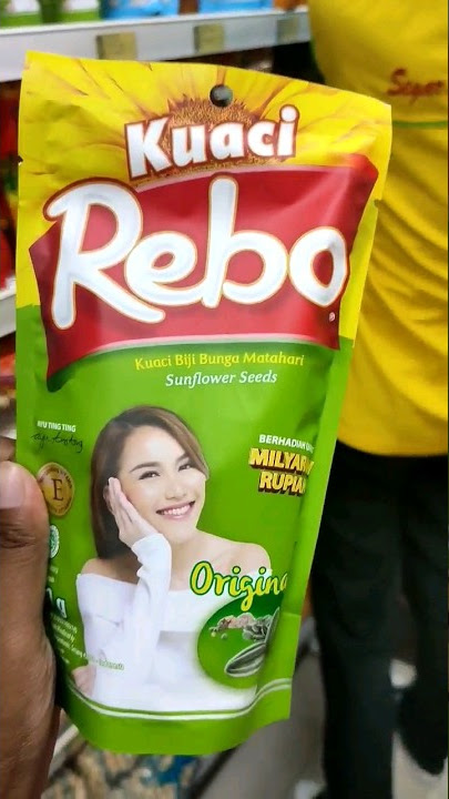 Kuaci Rebo, Bintangnya Ayu Ting-ting. Sedeppp!! #trending #viral #shortvideo #shorts #ayutingting