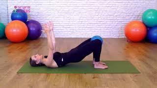 Küçük Top İle Temel Pi̇lates Hareketleri̇