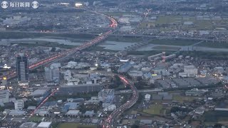 元の世界に逆戻り？　飛行機満席、渋滞30キロ以上　混雑した4連休