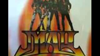 May  Gadis Bertudung Putih