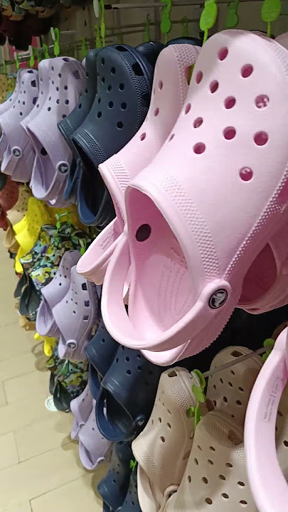 tengin tengin lang Muna baka may magustohan #crocs #shortvideo