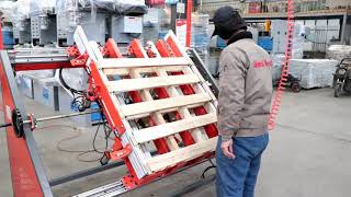 Sawmill World Pneumatic Stringer Type Wood Pallet Nailing machine