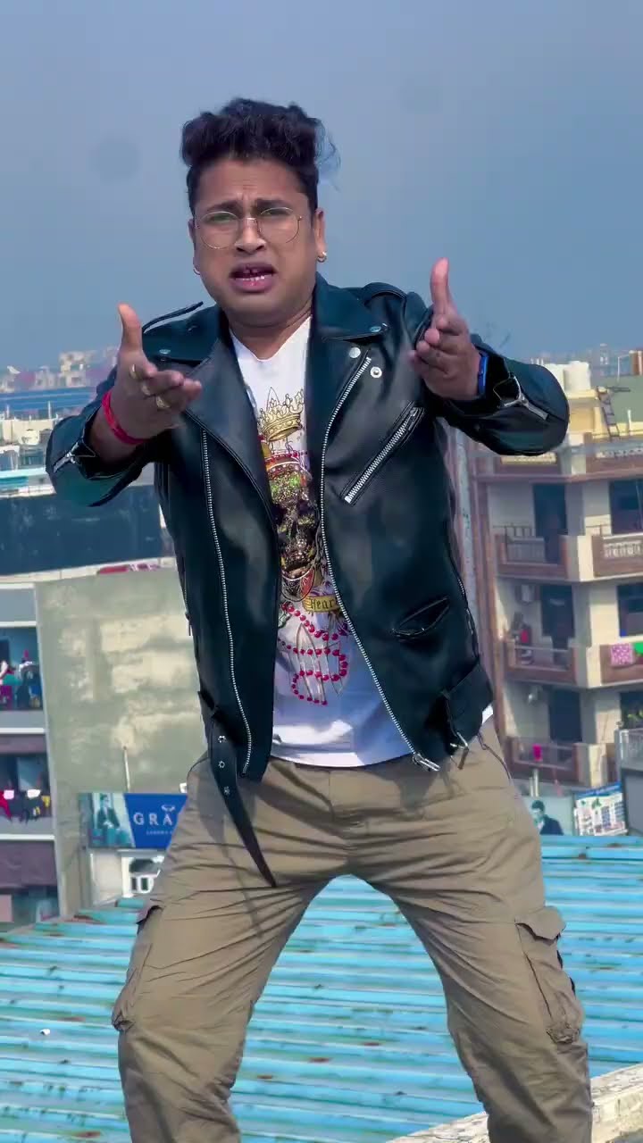 #ढोरी देखाव उघारी के पेटवा #Shorts #awadheshpremi  #viral #viralvideo #shortsvideo #trendingshorts
