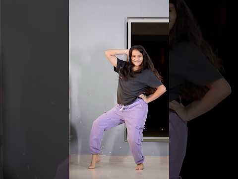 Chunnari Chunnari 🥰❤️#nandini091013 #dance #trending #youtubeshorts #shorts