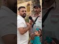 فاكرني بخطف بنته لكن ردها خلاني أعيط من قلبي قالت ماعنديش ماما