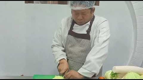 Romania Kitchen Helper Introduction Video And Sample Of Cutting