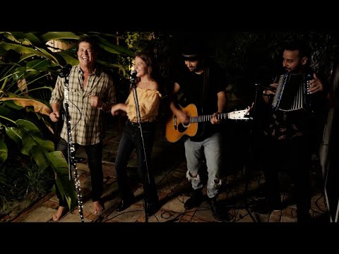 No Te Vayas - Carlos Vives & Elena Vives (Versin Acstica)