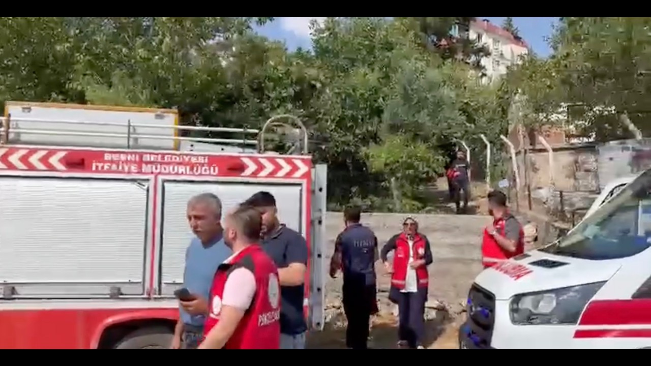 Besni’de haber alınamayan şahıs evinde ölü bulundu