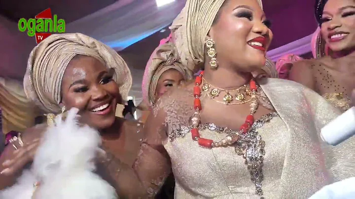 MC OLUOMO FRIENDS BRING MALAIKA,TAYE CURRENCY& PASUMA TOGETHER AT OMOGETEMMI CEO WEDDING