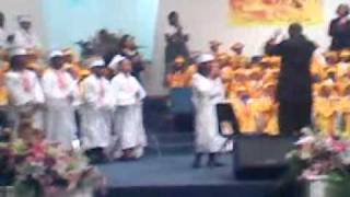 Download Lagu ALEISIA GRADUATION SONG MP3