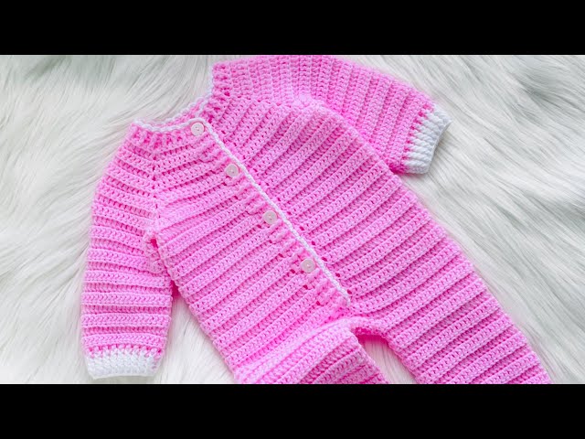 Merino Crocheted Ruffle Scarf Pattern - Mama In A Stitch