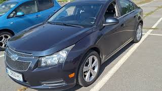 How much oil does a 2010-2015 Chevy Cruze need?