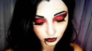 seductive Vampire Halloween Makeup tutorial