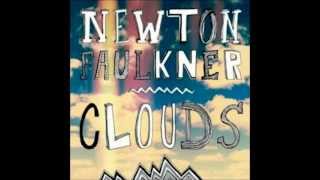 Newton Faulkner //  Clouds
