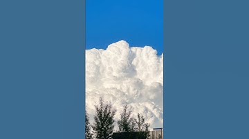 How to Identify Cumulonimbus Clouds (And Survive!)