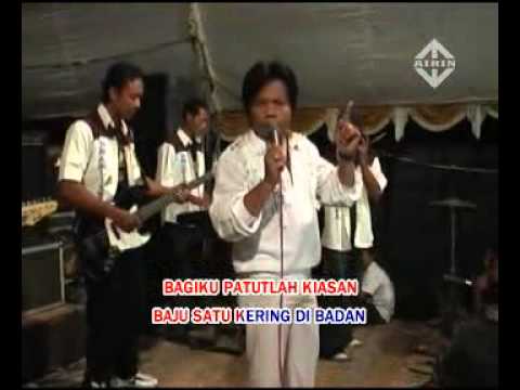 BAJU SATU KERING DIBADAN WAWAN PURWADA