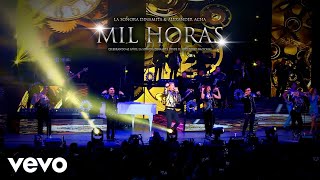 Video thumbnail of "La Sonora Dinamita & Alexander Acha - Mil Horas (Big Band En Vivo)"