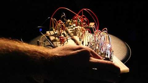 Drone synth "Experiment 2"