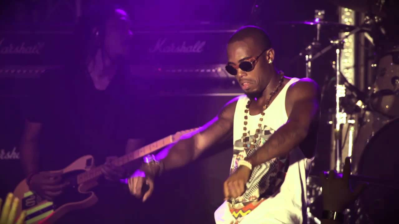 Energy Live Session: B.O.B - «Strange Clouds»