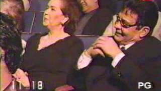 Vignette de la vidéo "JOEY DE LEON SPOOFS FPJ (Gawad Direk 2003)"