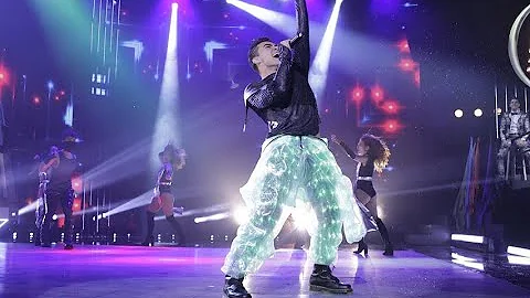 Dennis Arana BORN THIS WAY La Academia Gran Felici...