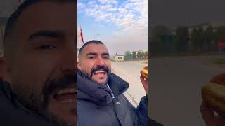 İnsanlar O Kadar Acımasız Olmuşki Onun Her Sabah O Durakta Neden Beklediğini Anlamıyorlardı Resimi