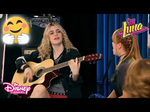 Yam ve Kızların Harika Şarkısı🎧😊 | Soy Luna | Disney Channel Türkiye