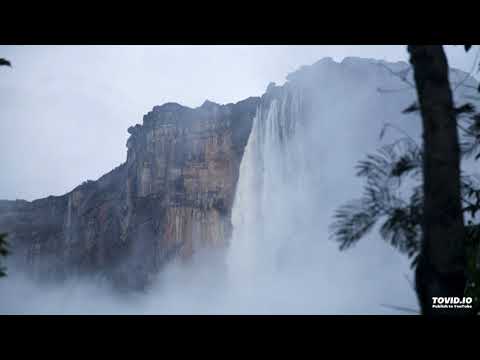 من القائل إن ساقي القوم آخرهم شربا