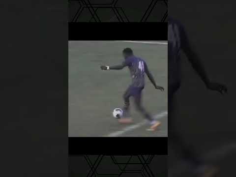 جوناثان سواه المهاجم المرشح للنادي الأهلي جزء من حلقة الأهلي و الزمالك الأهلي الزمالك