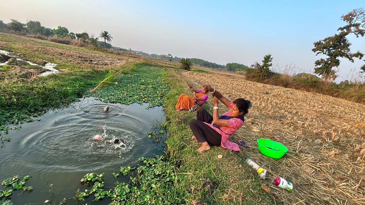 Fishing Video | Two Village Lady Catch Big Size Monster Fish In Village ...