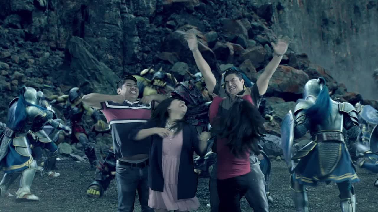 Antonieta, Rogelio, Jocelyn & Antonio GRITO DE GUERRA warcry unmade