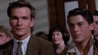 Clairo  Hello feat Rejjie Snow