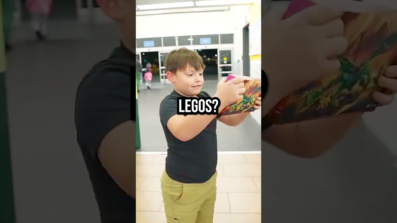 Ray Buys Christmas Gifts For Little Kids🤩