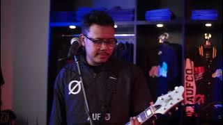 Threesixty - Jawaban dibalik Senyuman ( Live at Aufco official store )