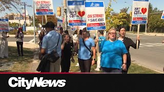 Over 10,000 college support workers on strike across Ontario