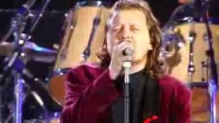 3 Queen Las Palabras De Amor Zucchero Live At Wembley Stadium April 20,1992